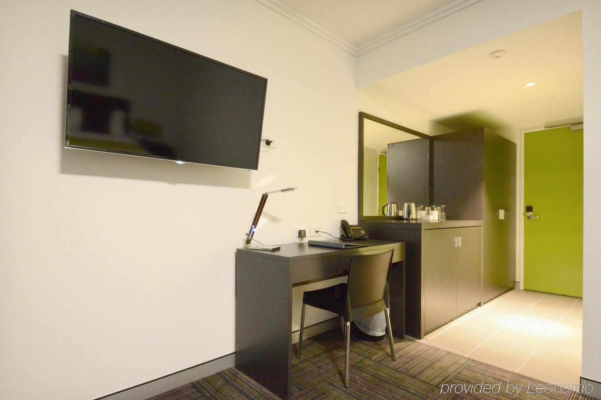 Mackay Oceanside Central Hotel Official Exteriör bild