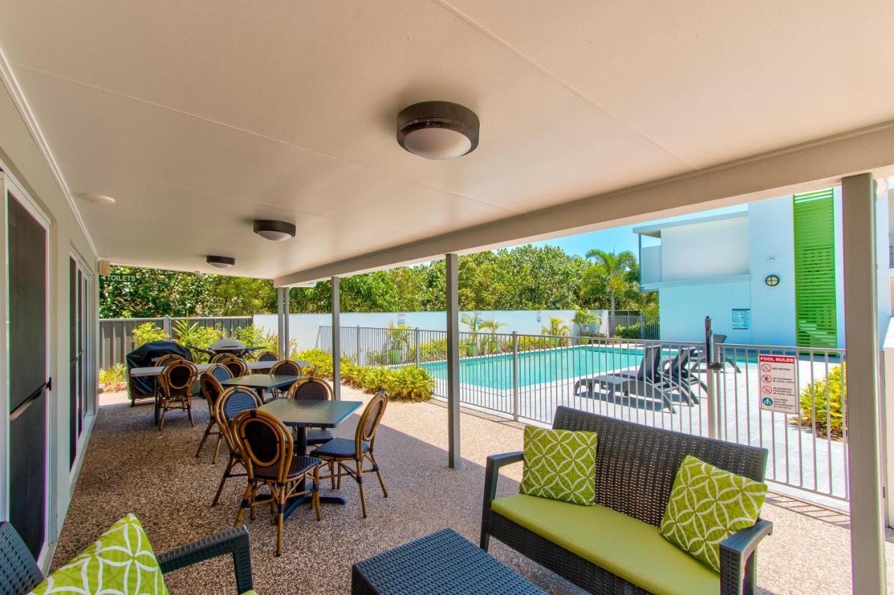 Mackay Oceanside Central Hotel Official Exteriör bild