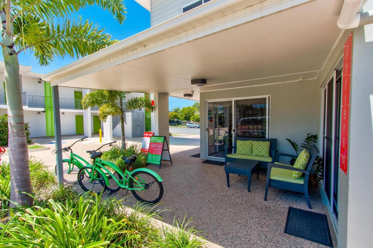 Mackay Oceanside Central Hotel Official Exteriör bild