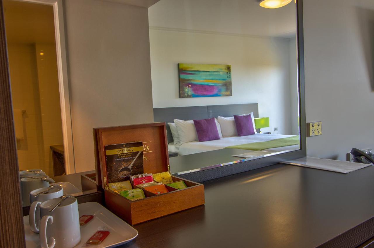 Mackay Oceanside Central Hotel Official Exteriör bild